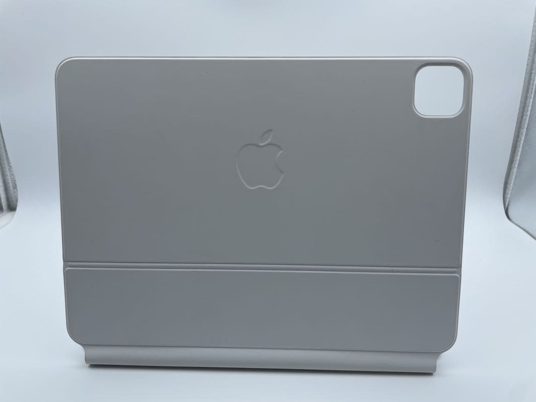 11インチiPad Magic Keyboard 日本語 ホワイト