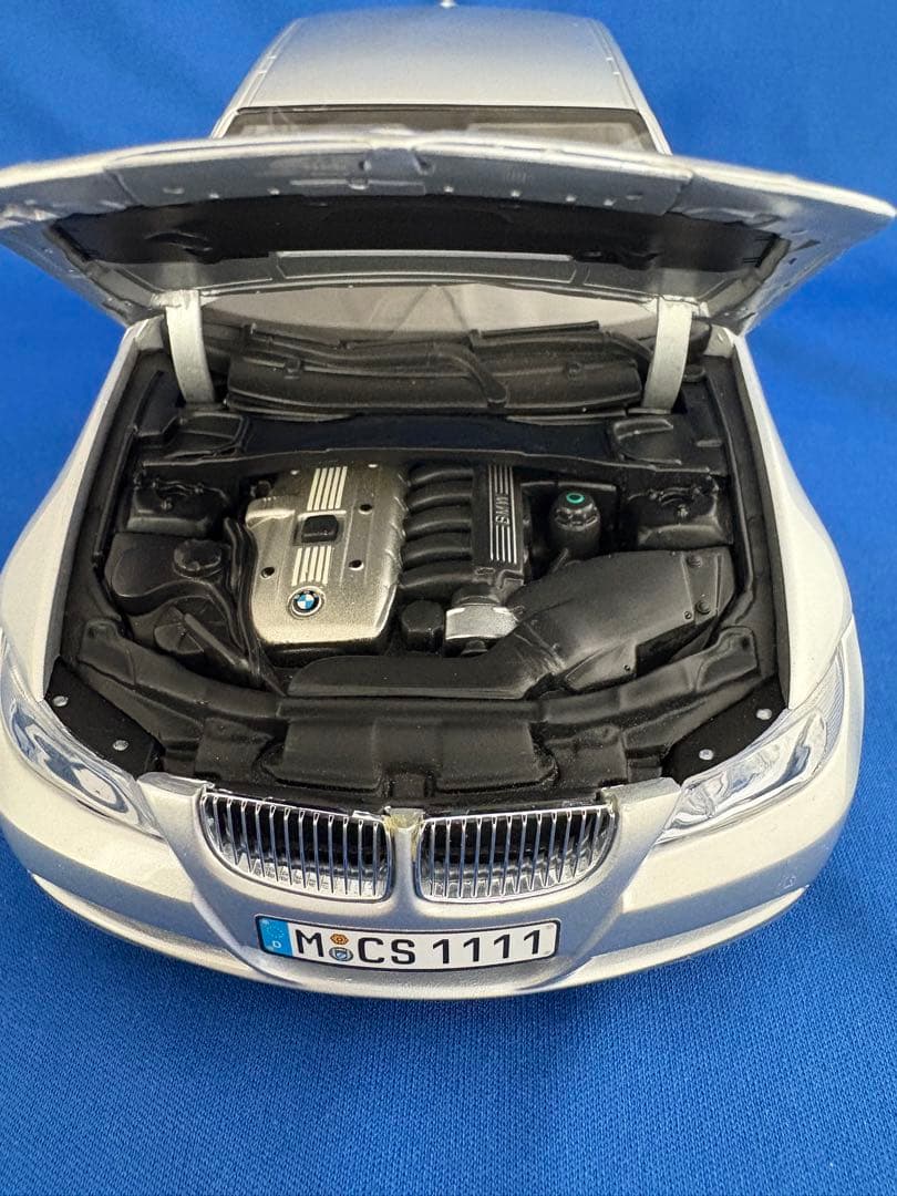 京商　BMW 3シリーズ ミニカー　E92 1/18 シルバー