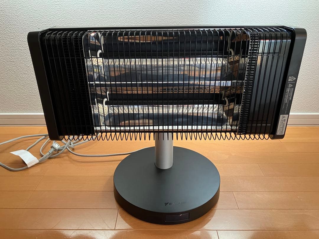 【2021年製】DAIKIN　ダイキン　セラムヒート　遠赤外線暖房機