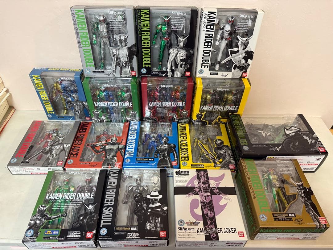 SH フィギュアーツ　仮面ライダーW ダブル　16種