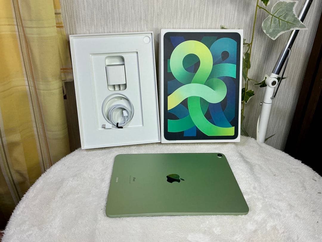 iPad Air 4 Wifi 10.9インチ ミッドナイトグリーン 本体