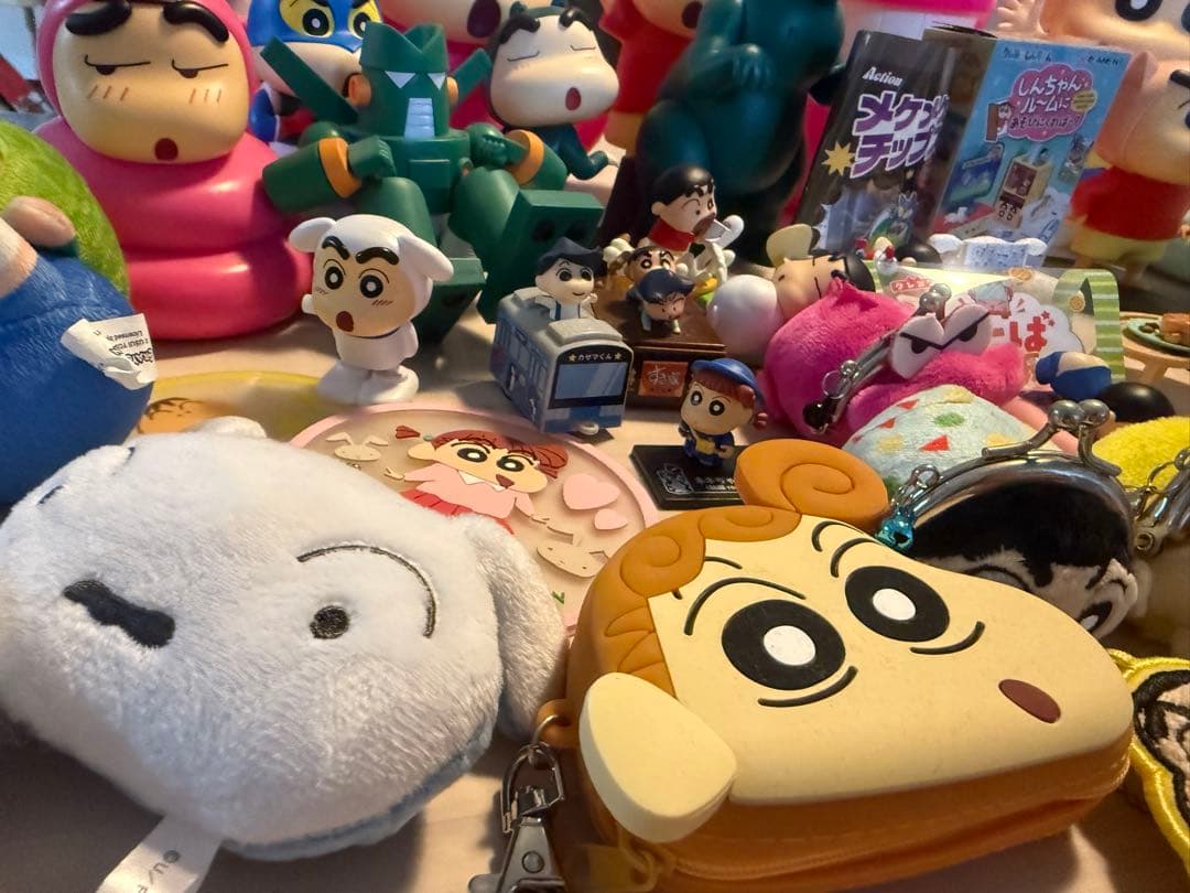 破格！クレヨンしんちゃんグッズ まとめ売り！！60点以上！！