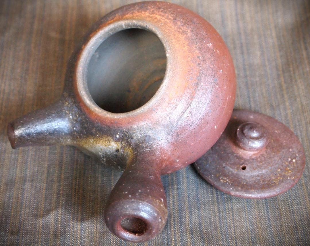 新品★竹内靖之【師：山本陶秀】★★備前(窯変）急須