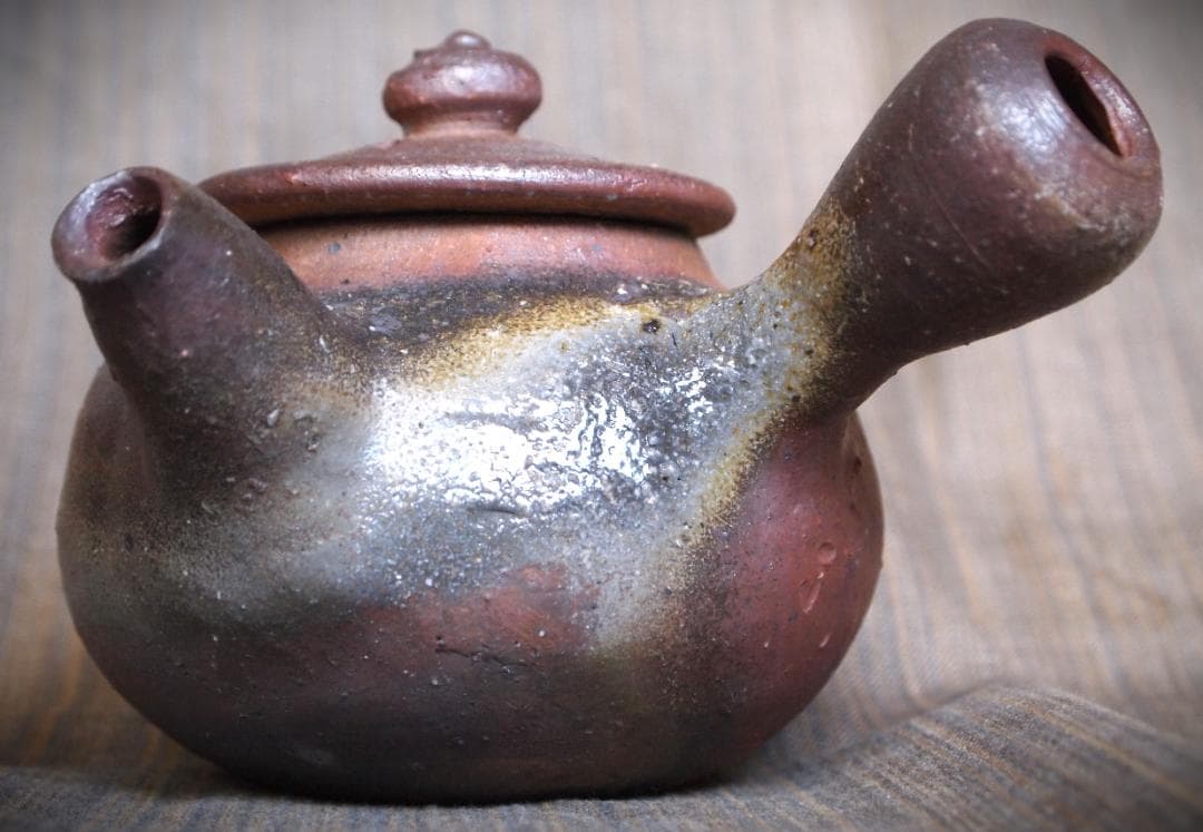 新品★竹内靖之【師：山本陶秀】★★備前(窯変）急須