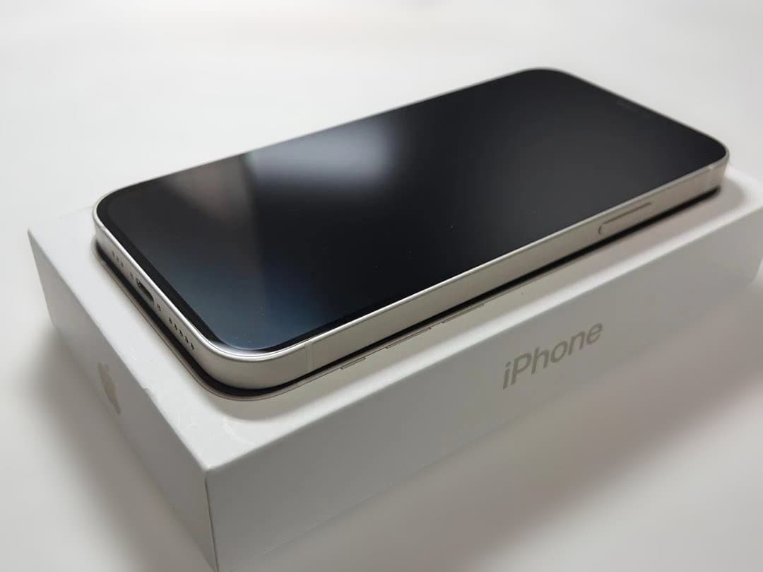 iPhone12本体 128GB White 付属品/おまけ付き 最大容量75%