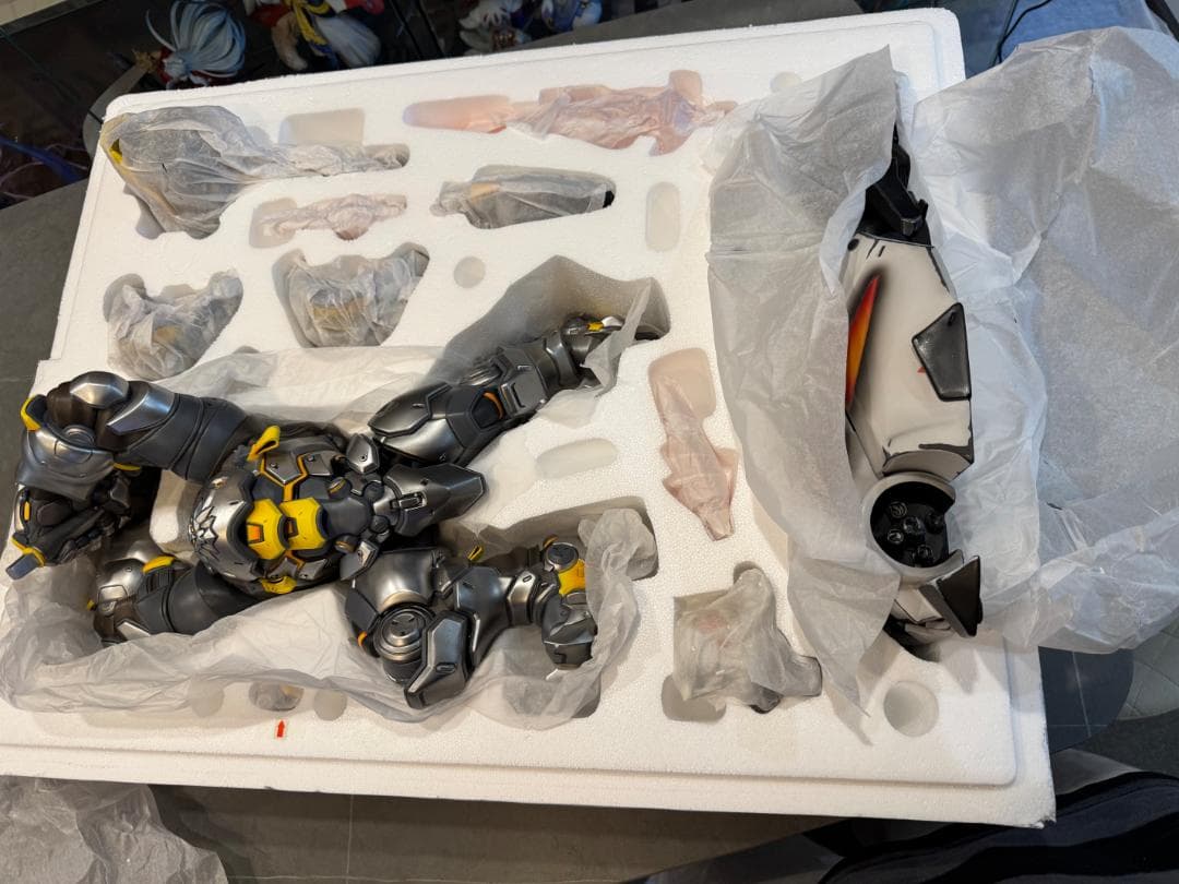 オーバーウォッチ　ラインハルト フィギュア スタチュー OVERWATCH