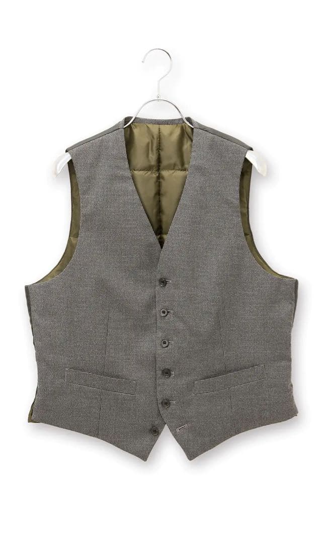 新品未使用　中綿ダウンベスト　スーツ　フォーマル　グレー
