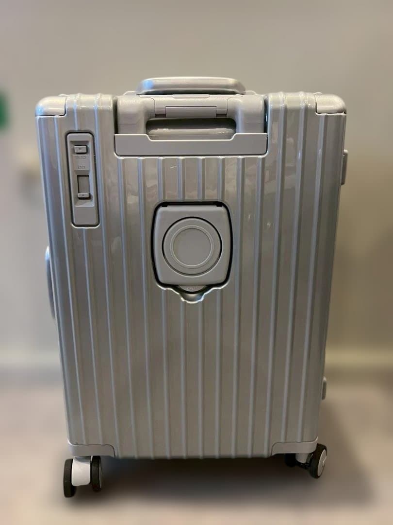 リベティ多機能キャリーケース【エナメルシルバーS】B7　TSAロック　静音