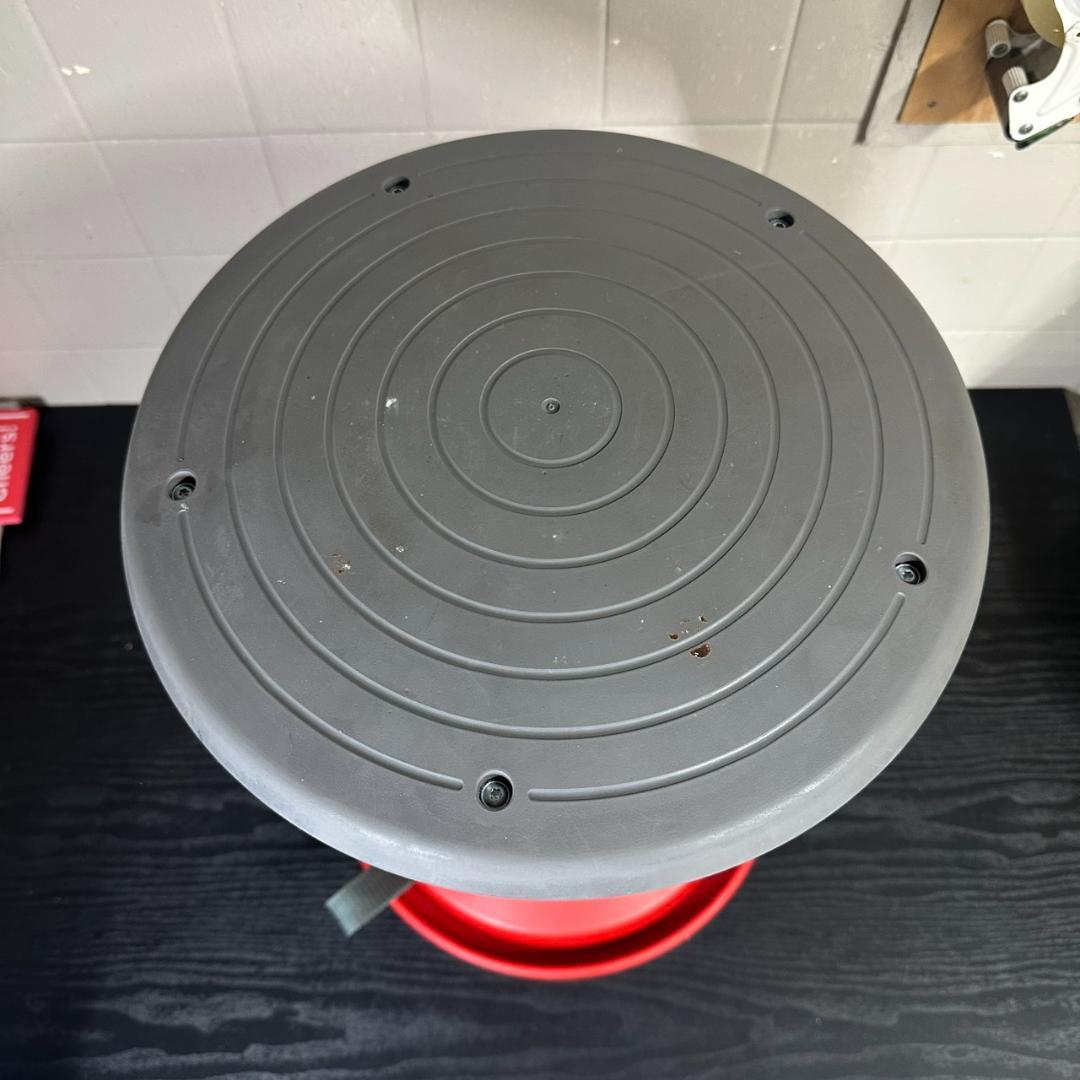 Cassina ixc. UP IS1 昇降式スツール レッド インタースツール