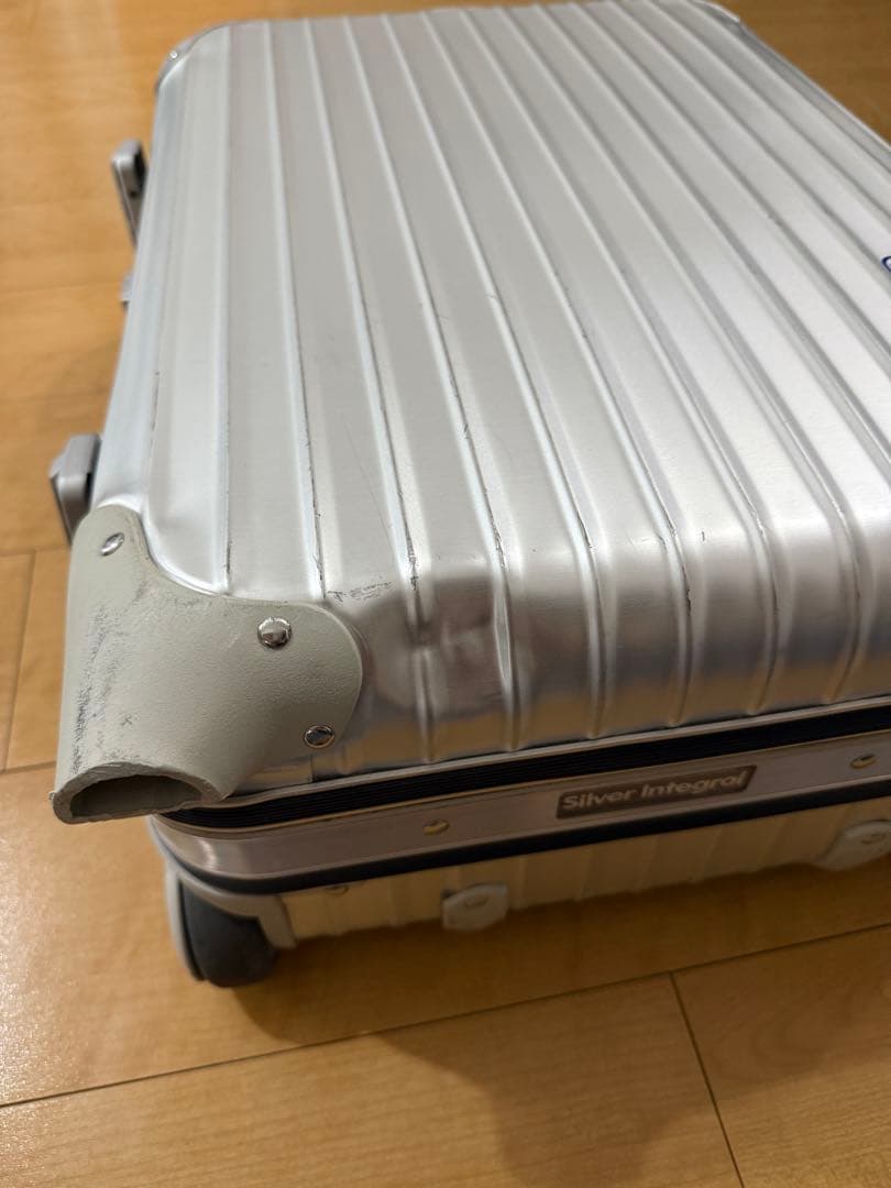RIMOWA シルバーインテグラル