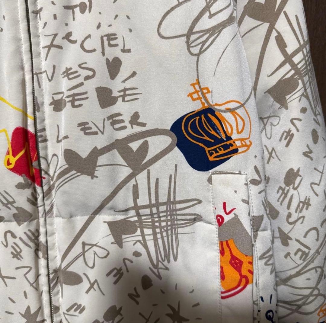 【極美品】最終SALE。カステルパジャック　総柄デザイン　ダウンジャケット