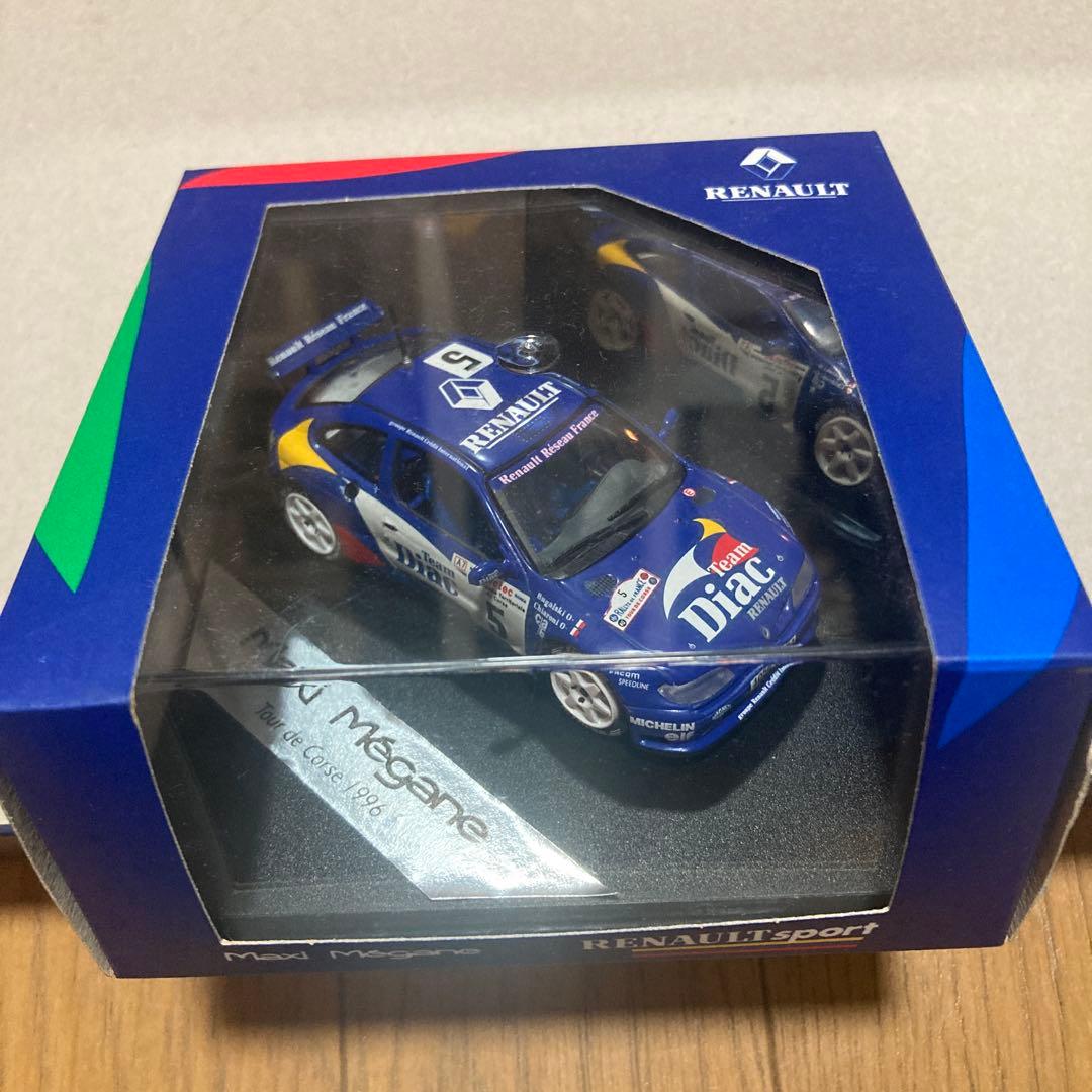 新品 ルノー マキシ メガーヌ ダイキャスト ミニカー 1996 1/43