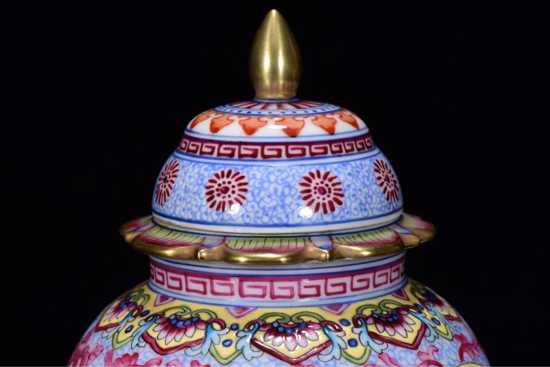 縁起物　珍品　清乾隆年製 粉彩花卉文描金蓋壺　手作り　インテリア　古美術　置物