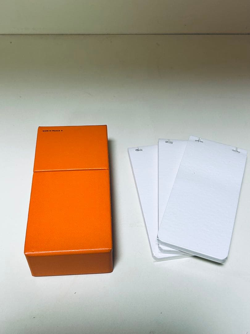 HERMÈS レッド メモ帳(付け替えリフィル付)