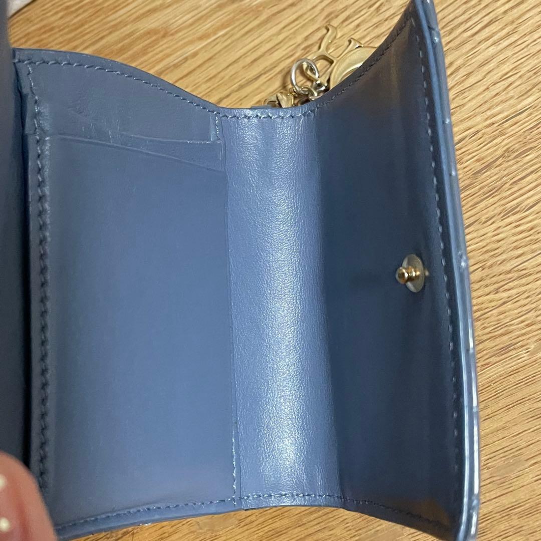 Lady Dior 三つ折り財布 ロータスウォレット エナメル　ブルー