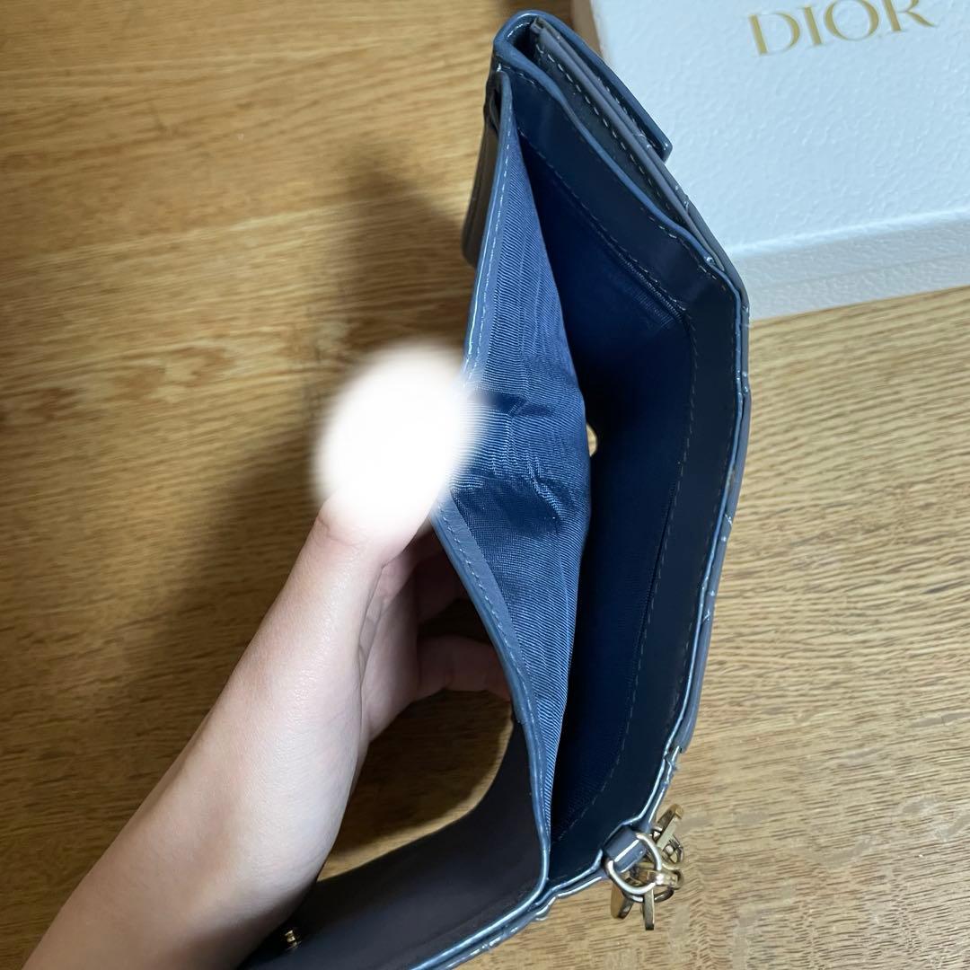 Lady Dior 三つ折り財布 ロータスウォレット エナメル　ブルー