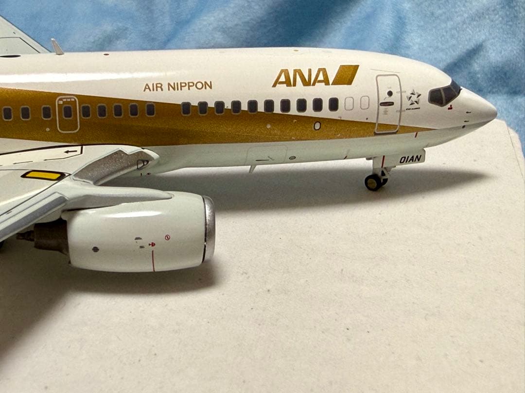 ANA Boeing 737-700 全日空 ボーイング737 1/200