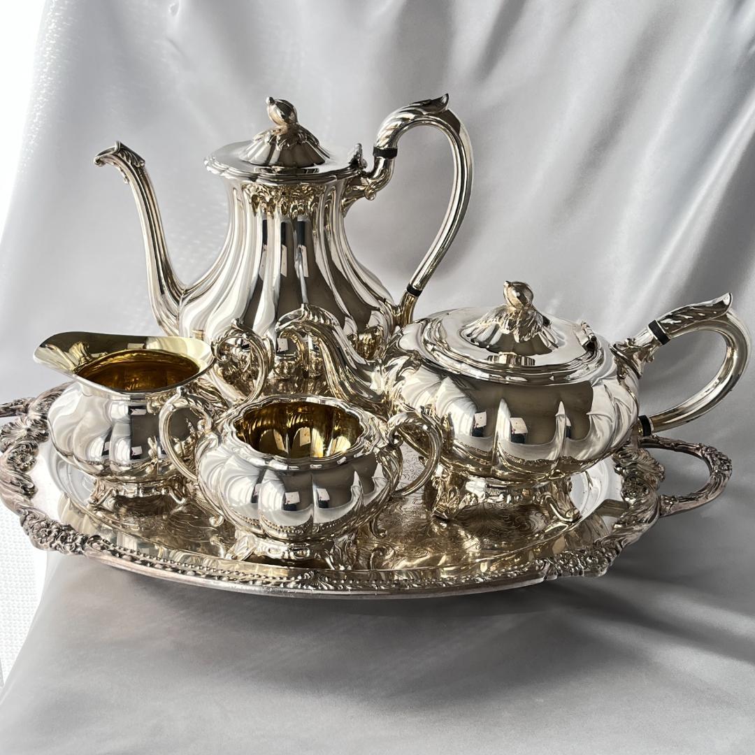 【Oneida】 メロンフォルムのティーサービス 4点