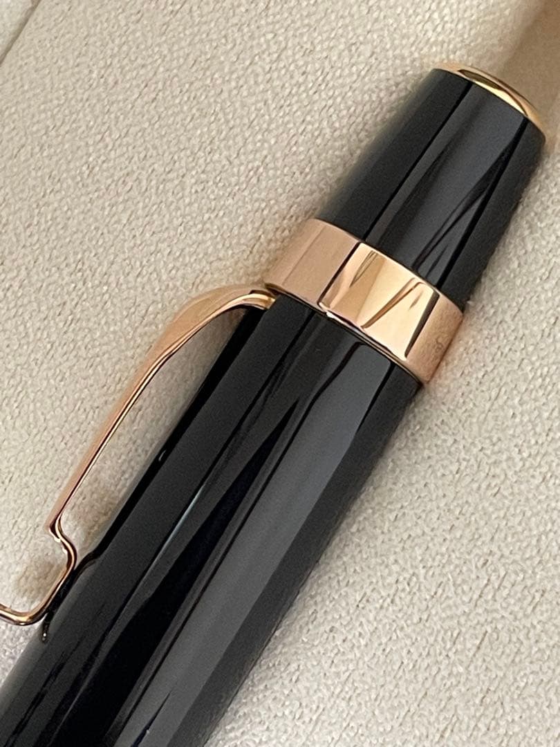 T*B様 ◾️レア！ローズゴールド◾️モンブラン ボエム ペンシル◾️化粧箱付属