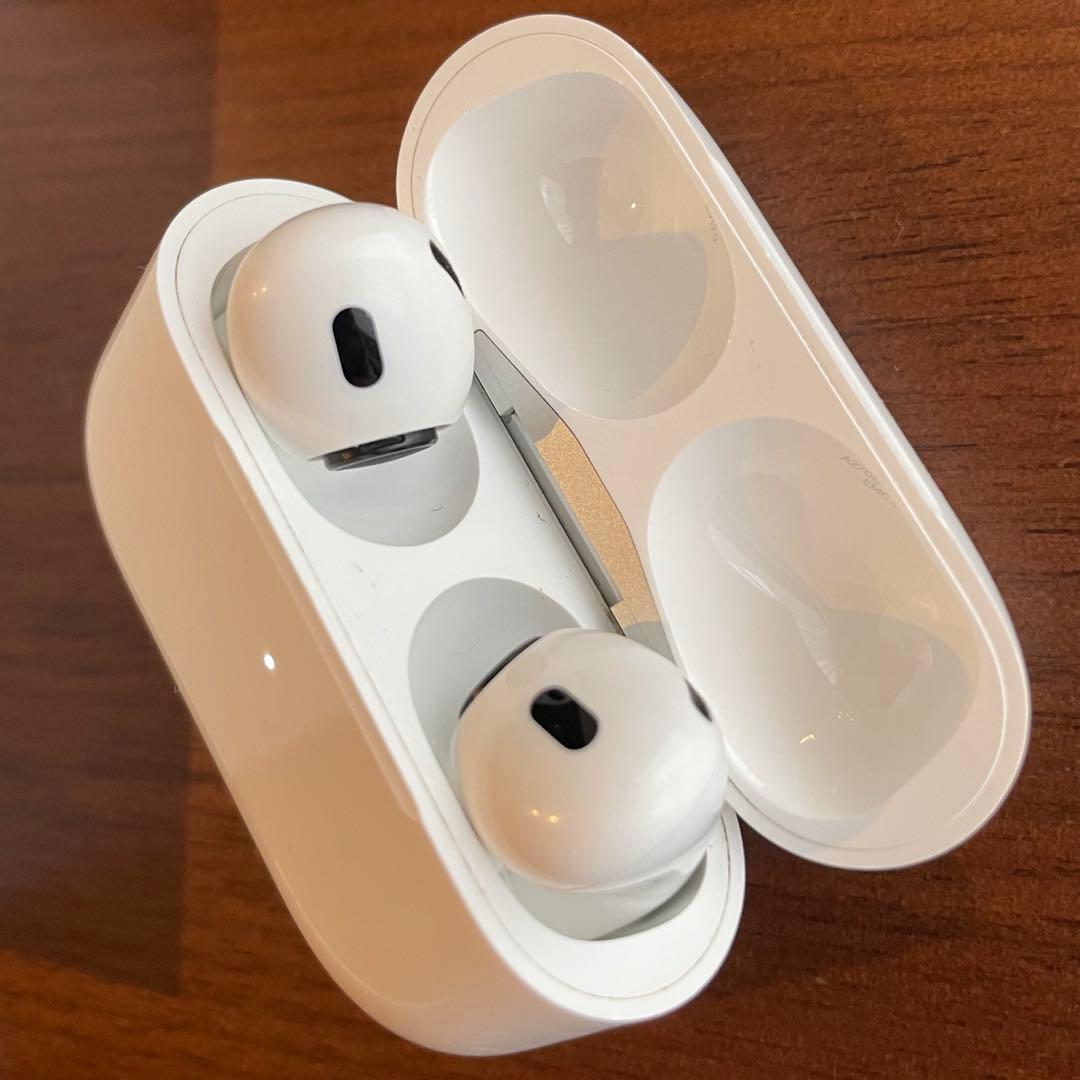 Apple AirPods Pro 本体　第二世代【本体以外未使用品】