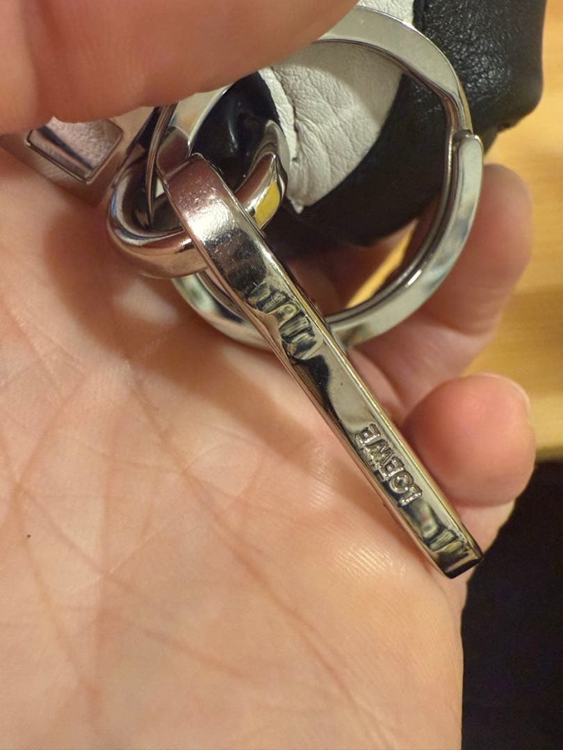 (週末セール)ロエベパンダパース ケース レザー ブラック ホワイト