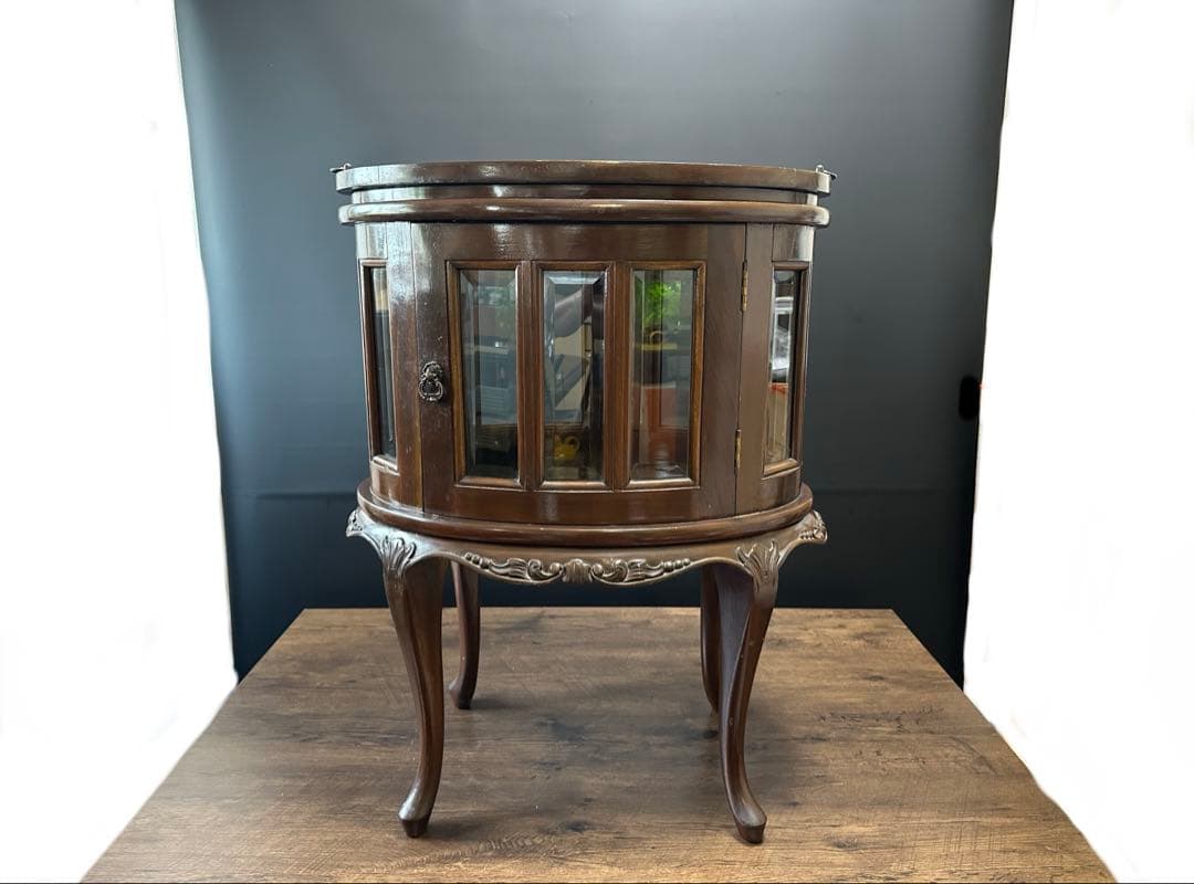 英国アンティーク　ティーキャビネット