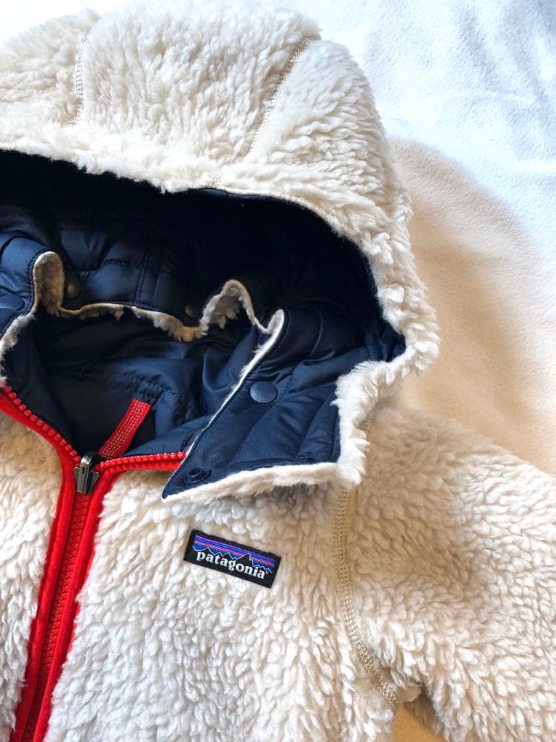 美品！　パタゴニア　リバーシブル　ブルゾン　サイズ3T
