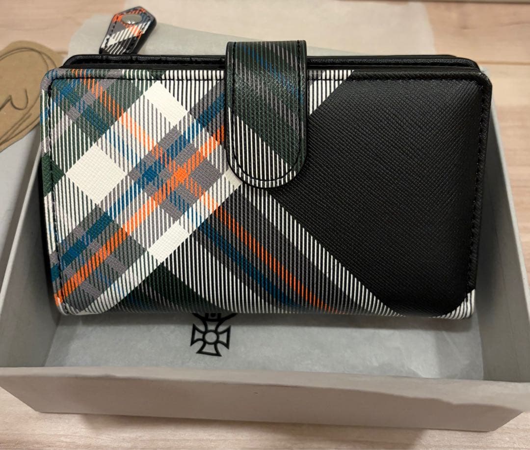 Vivienne Westwood チェック柄 二つ折り財布 未使用品