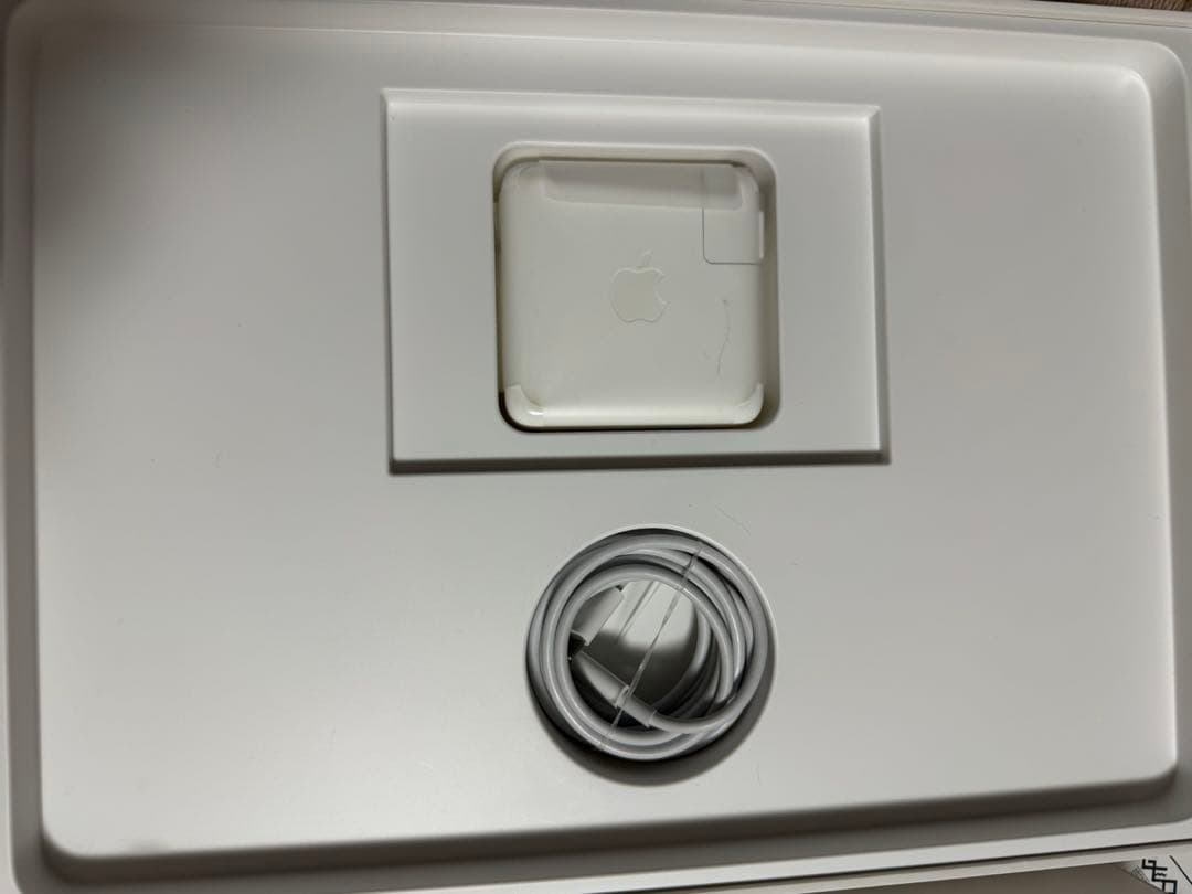 MacBook Pro 13インチ　2019年式