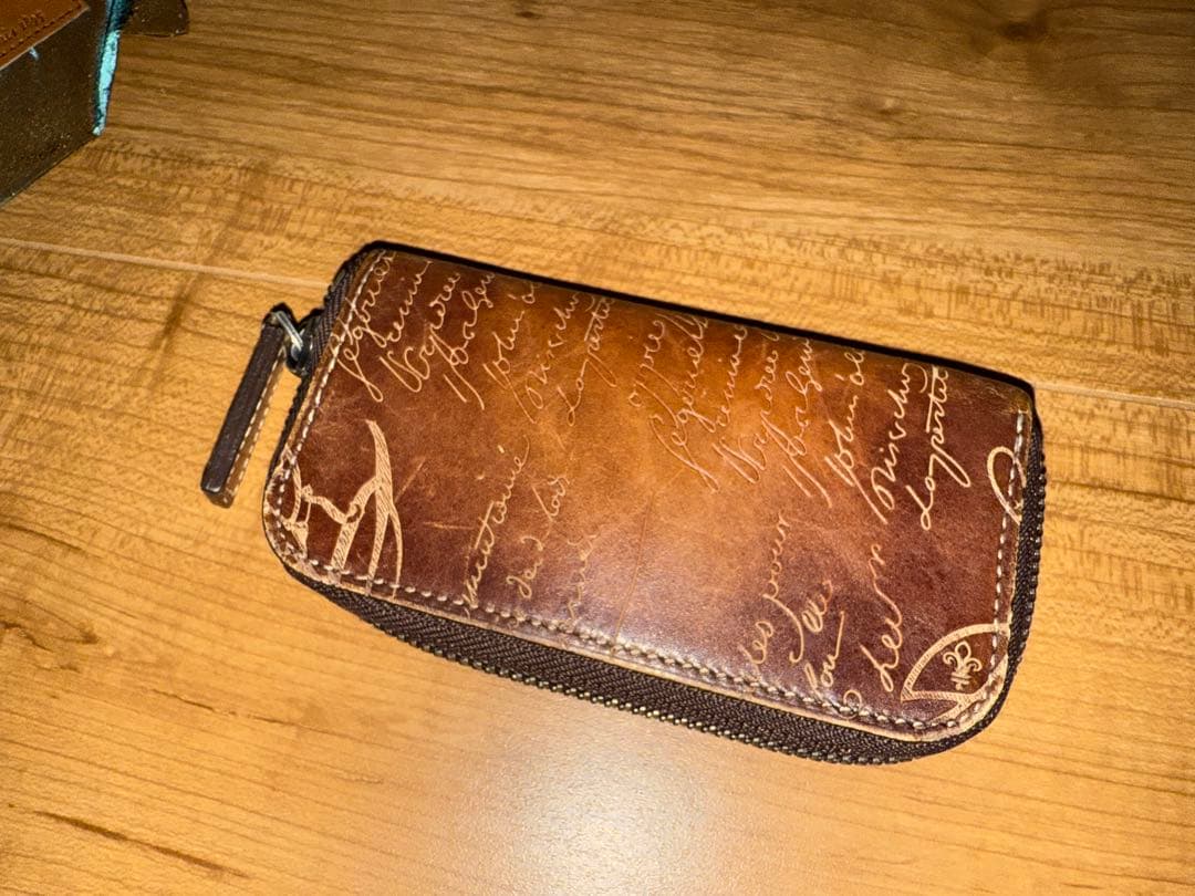 Beltanti ブラウンレザーキーケース