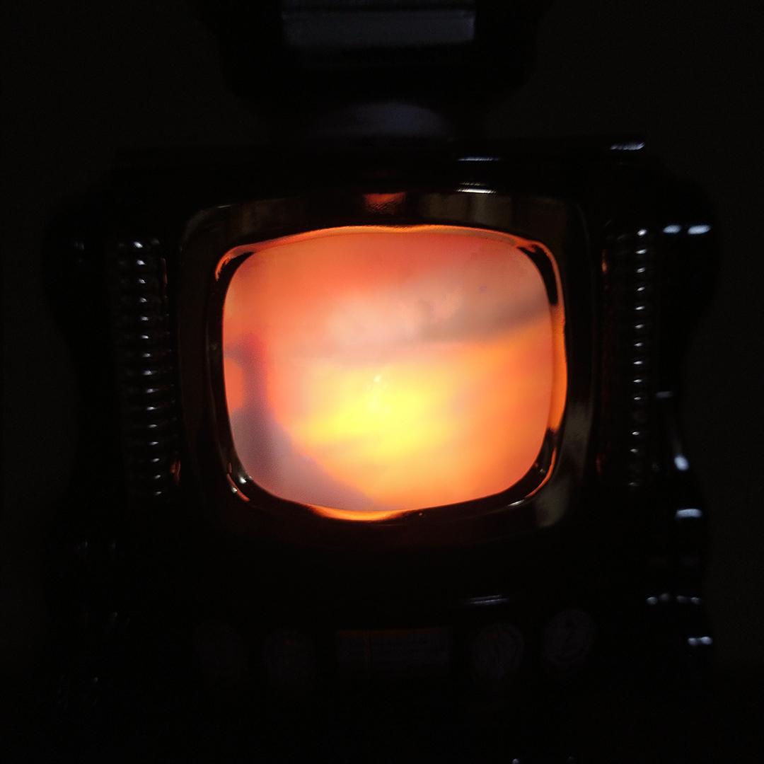 h*a様 メタルハウス テレビロボット ブリキ