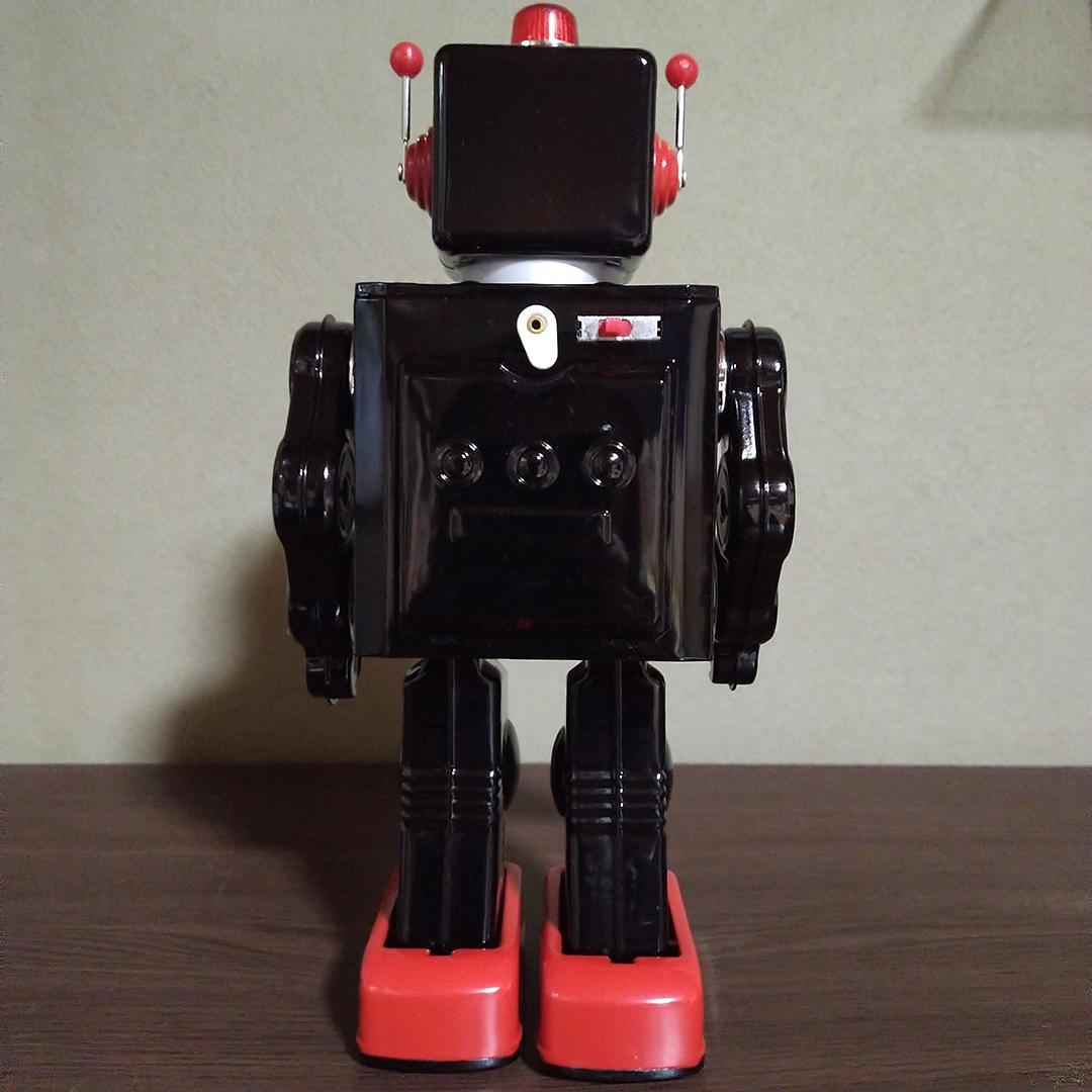 h*a様 メタルハウス テレビロボット ブリキ