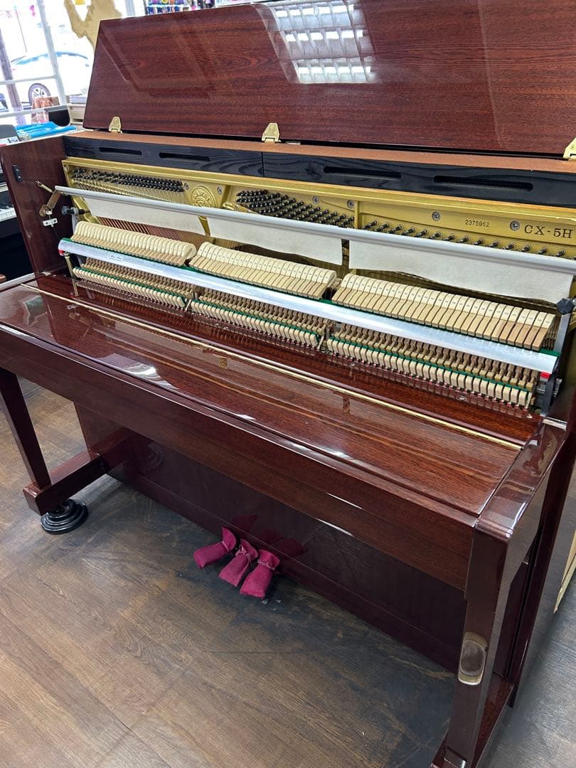 超価格カワイピアノ、CX5H、人気のコンパクトタイプ、高級木目調、1台限り！