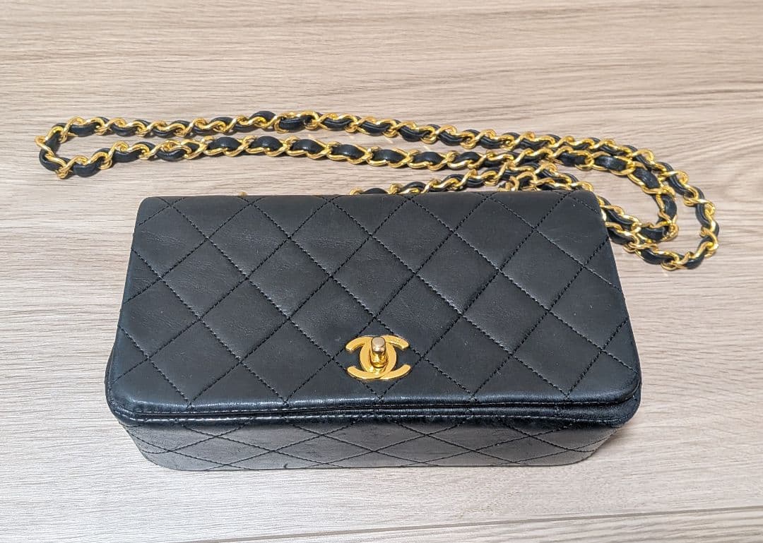 ド*ン様 CHANEL シャネル マトラッセ チェーンショルダーバッグ ラムスキ