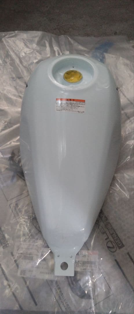 ホンダ レブル250 タンク　ホワイトパール