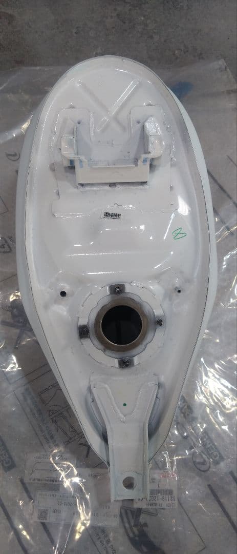 ホンダ レブル250 タンク　ホワイトパール