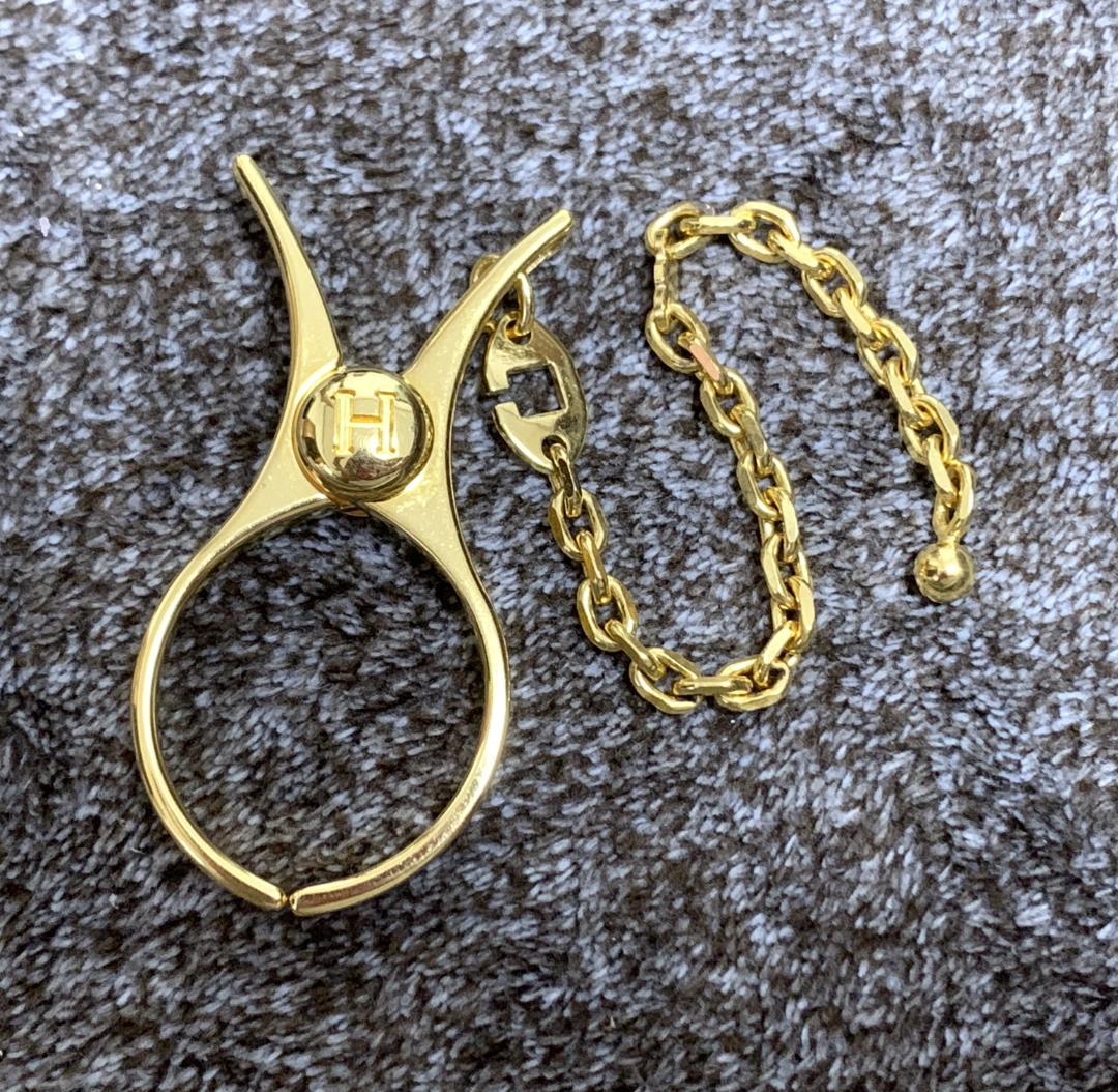 美品　HERMES ゴールド フィルー　キーホルダー　エルメス　グローブホルダー