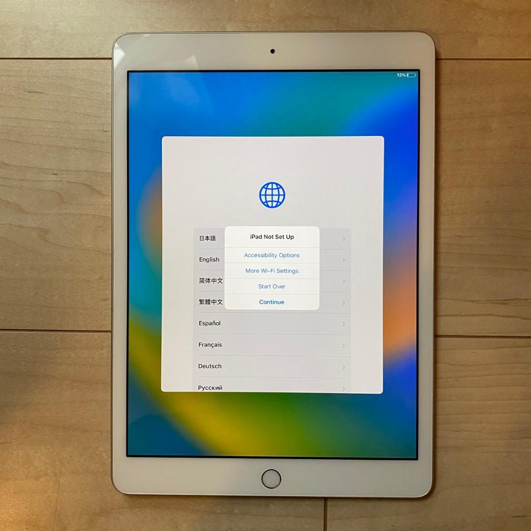 iPad 第7世代 10.2インチ 32GB シルバー 本体 カバー付き