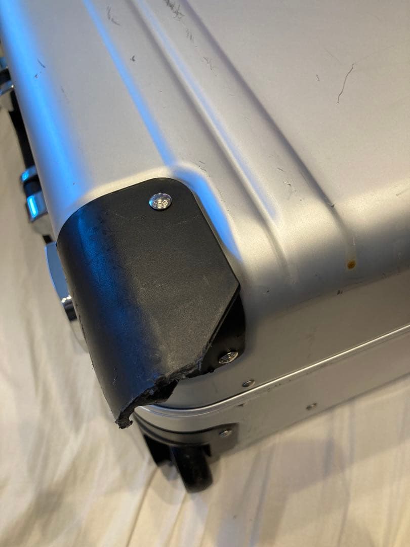 ゼロ　機内持ち込み　ハードスーツケースキャリー