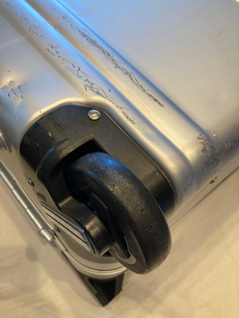 ゼロ　機内持ち込み　ハードスーツケースキャリー