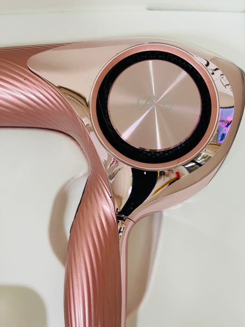 ReFa ヘアドライヤー ピンク　2024年製 　美品　化粧箱あり