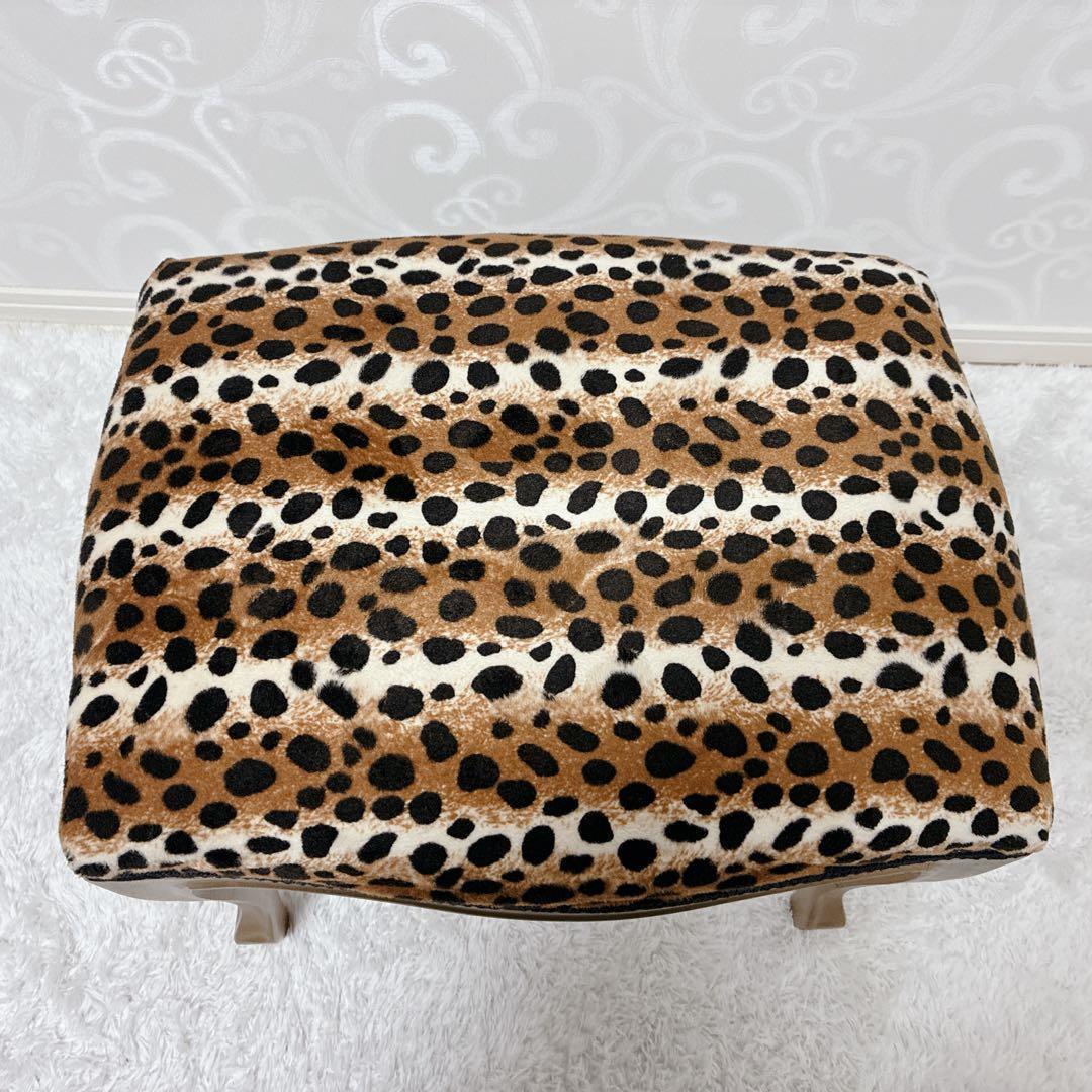 ロココ調 猫脚 スツール アンティーク風 ヒョウ柄 オットマン イス 椅子