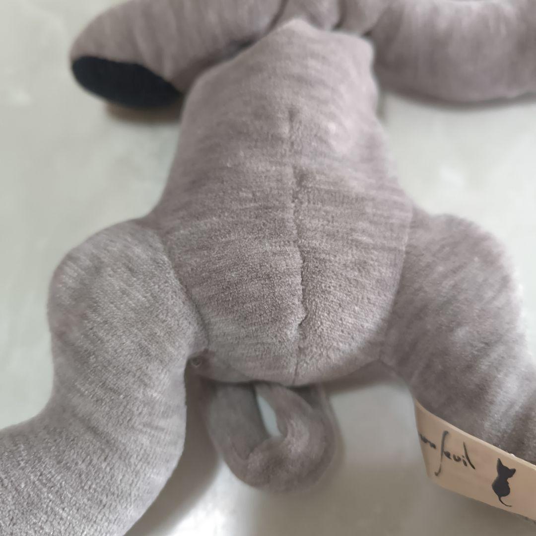 レア　ぬいぐるみ　モンスイユ　猫　ねこ　グレー　シャム猫　手にハートのワッペン