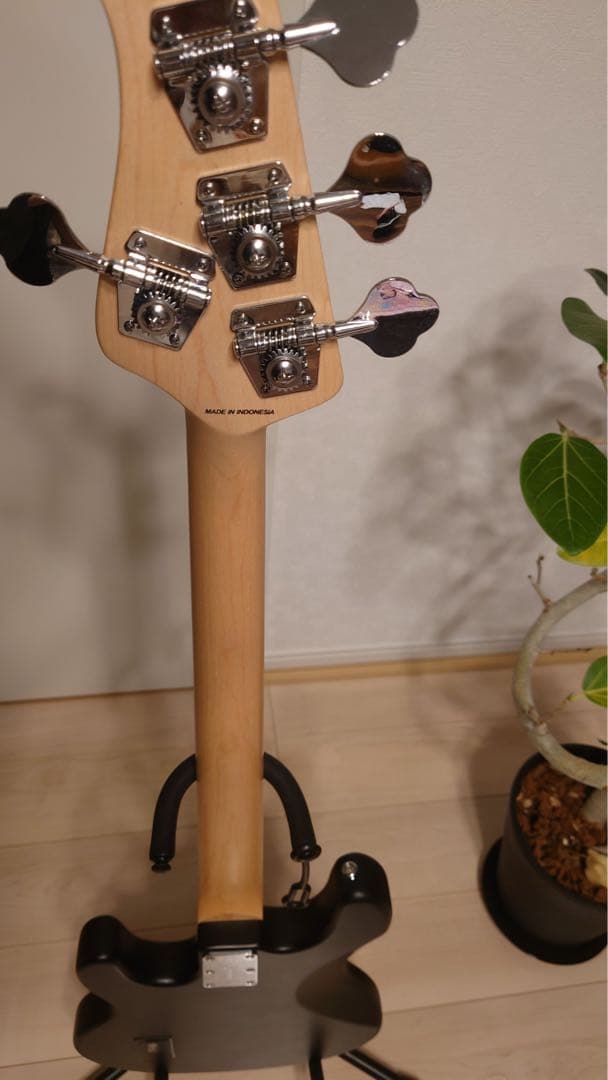 ベース Sterling by MUSICMAN S.U.B. Series Ray4