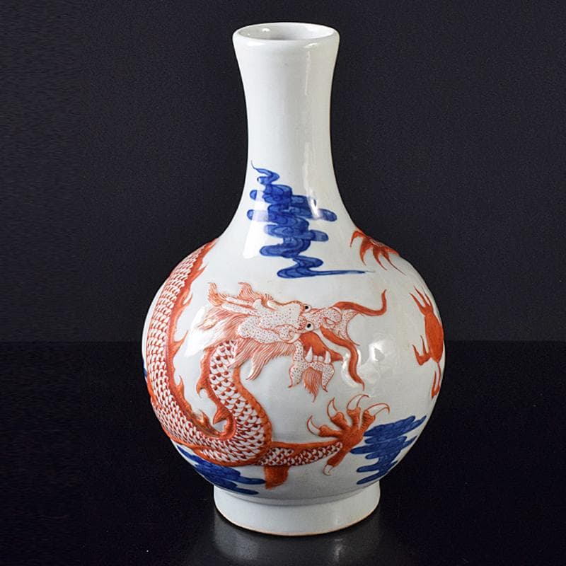 中国　大清乾隆年製款　青花紅釉盛上雲龍文　長顎瓶　M　R8285B