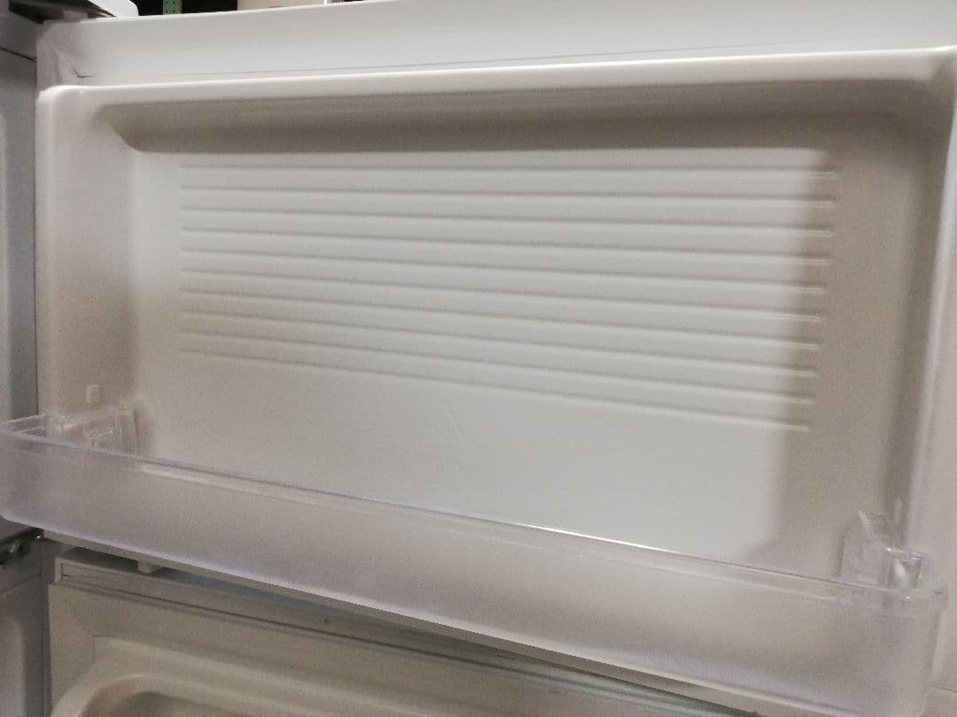 にゃん様 【送料無料!】 ヤマダ電機 90L 冷蔵庫 YRZ-C09B1