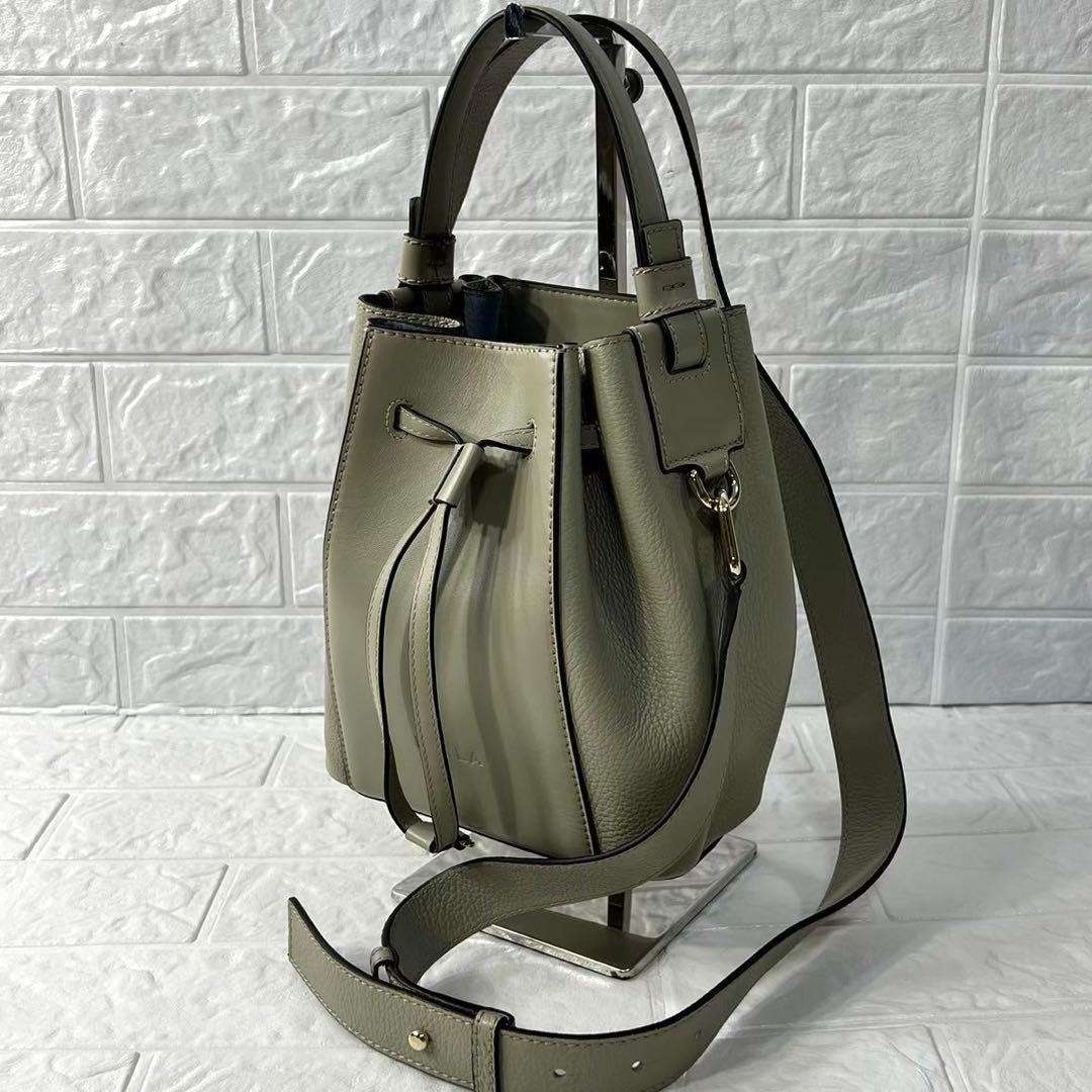 極美品 フルラ ミアステラ 2way バケットバッグ 巾着型 レザー