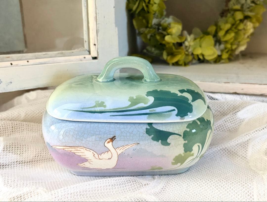 フランスアンティーク 蓋付きケース リュネヴィル窯 スワン 白鳥 小物入れ