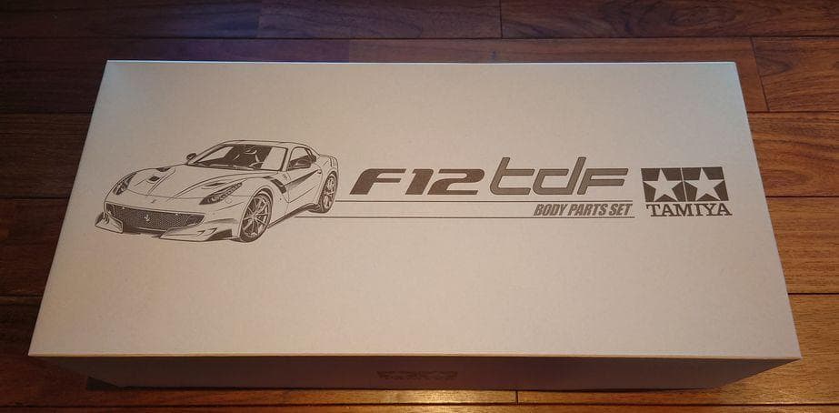 タミヤ ラジコン フェラーリ F12tdf スペアボディ