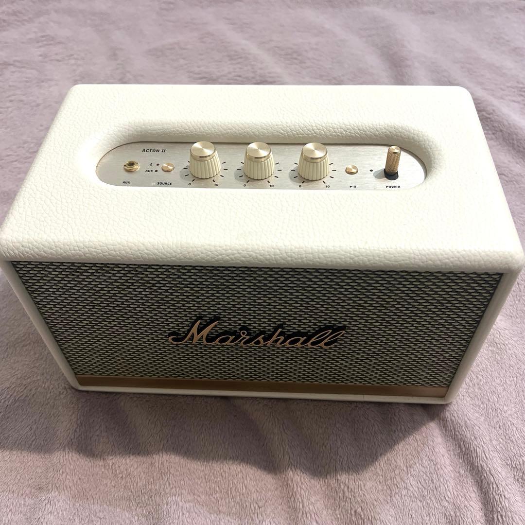 Marshall スピーカー　白
